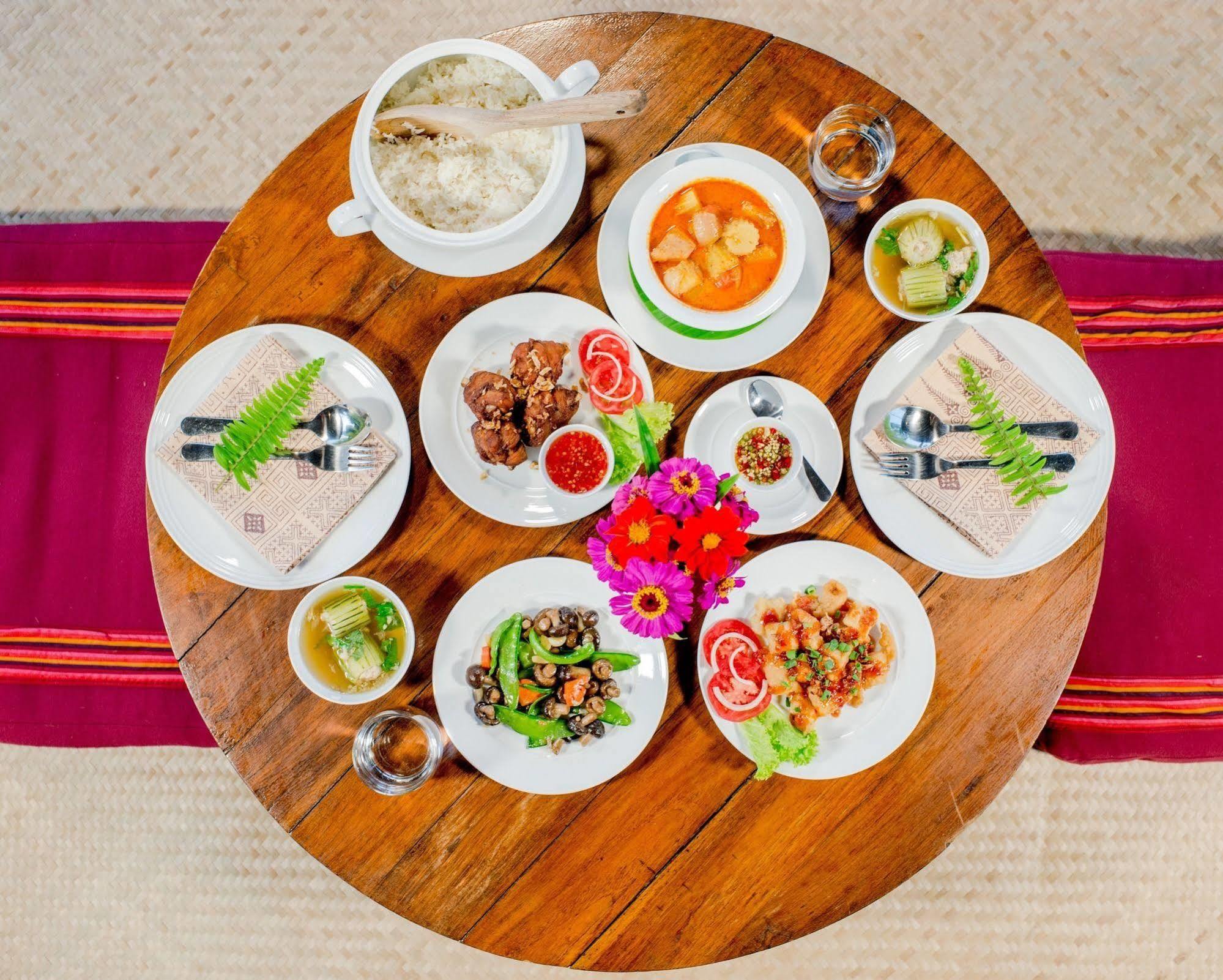 Lisu Lodge Chiang Mai Buitenkant foto